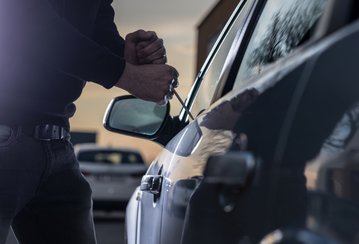 Securing what matters – 4 security tips to make your car theft proof